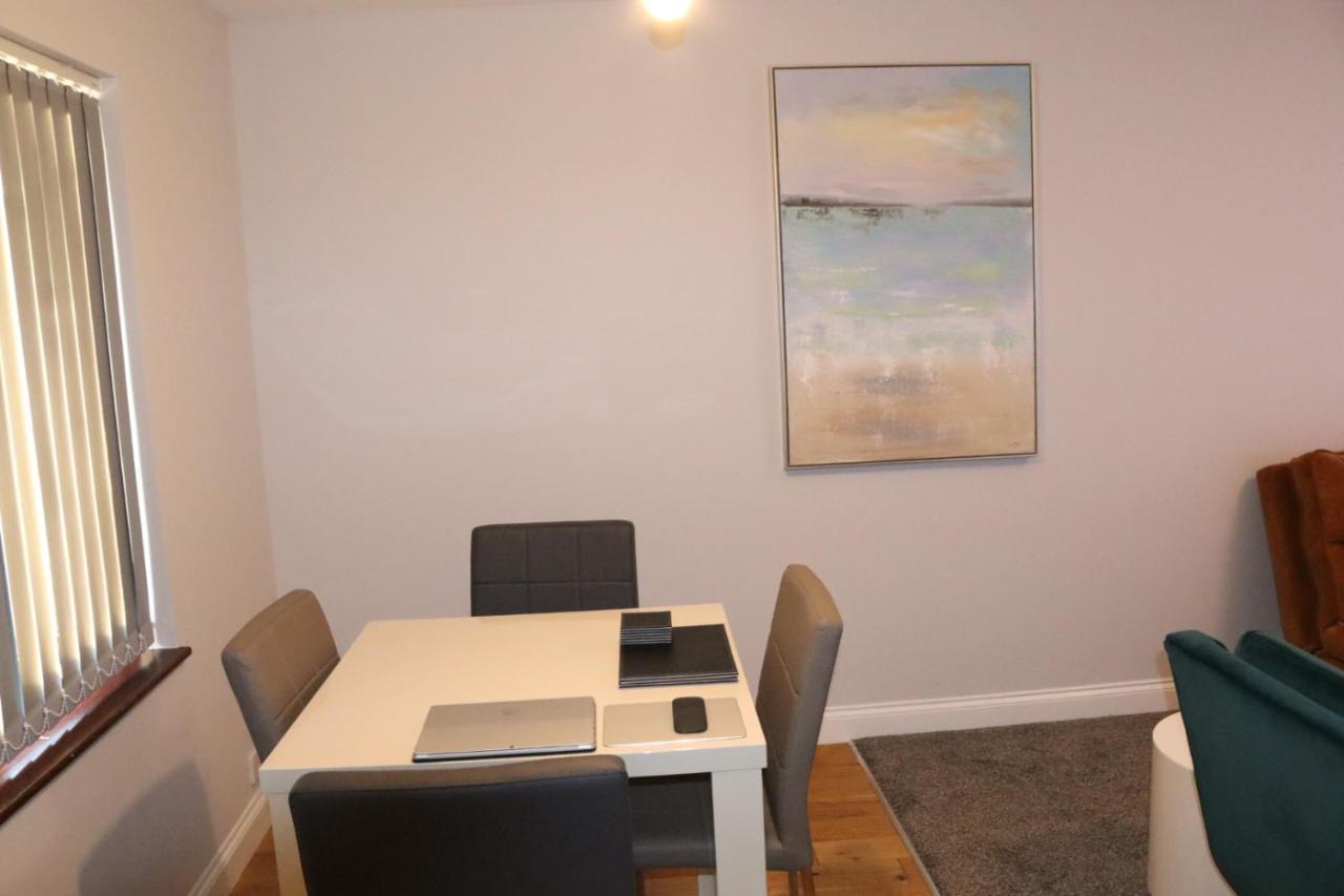 Garland Modern Apartment With Private Garden & Parking Dartford 5 Bagian luar foto