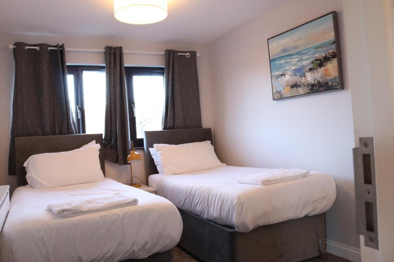 Garland Modern Apartment With Private Garden & Parking Dartford 5 Bagian luar foto